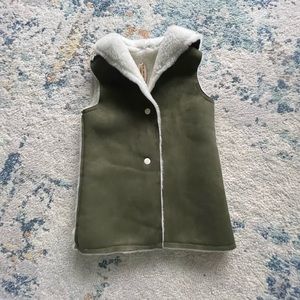 Brand new kids vest.